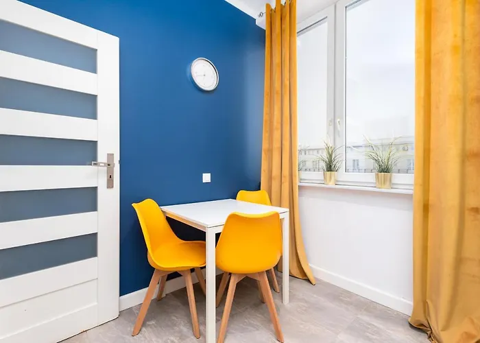 By Your Freedom 아파트